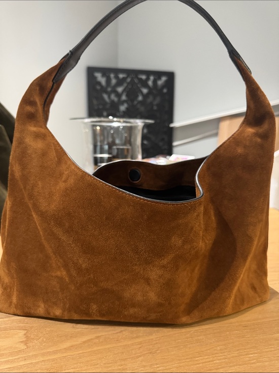 Madewell Handbags - Madewell Italian Suede Hobo Shoulder Bag in Chestnut Brown